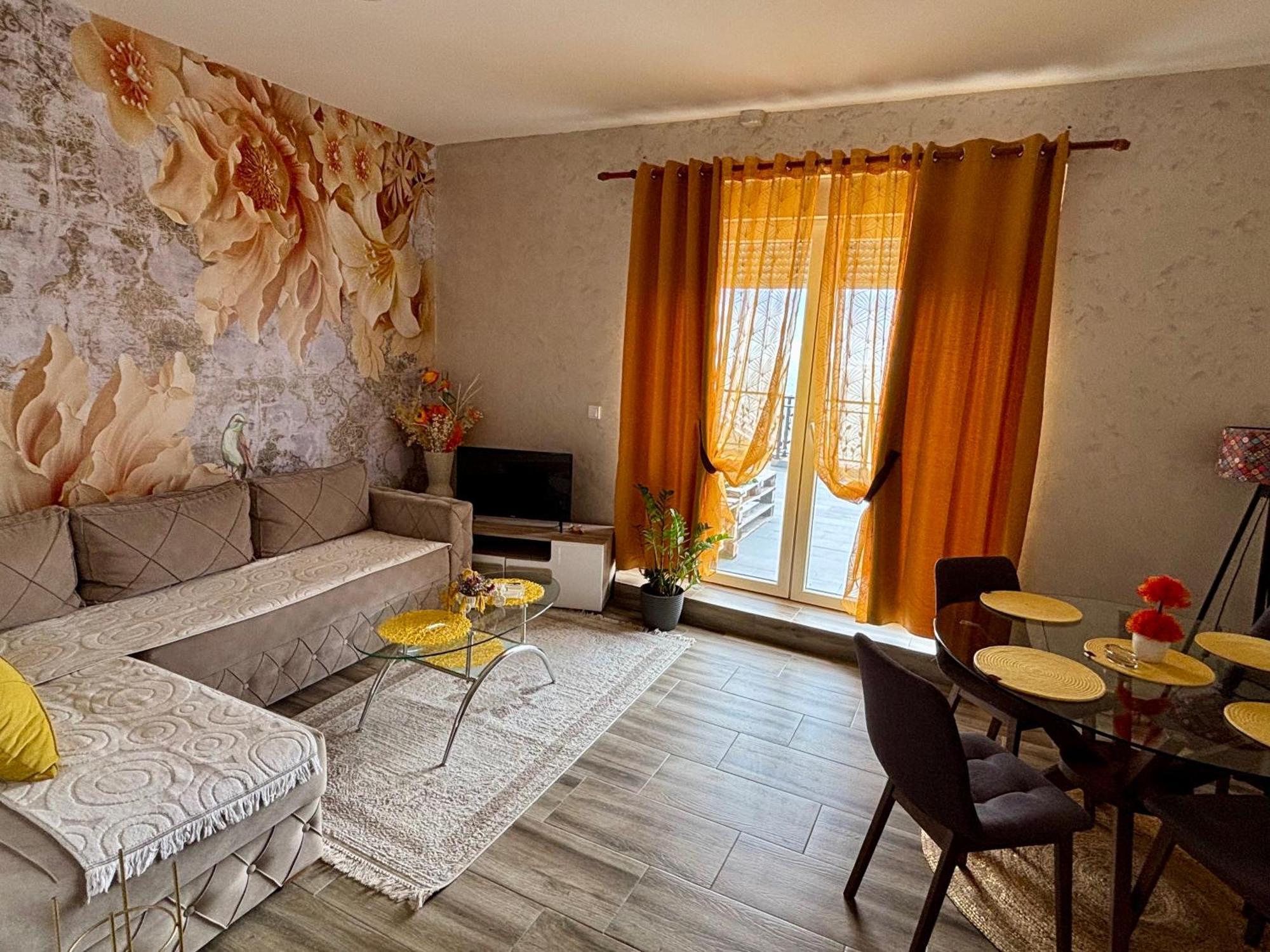 Apartmani Jovan 乌尔齐尼 外观 照片